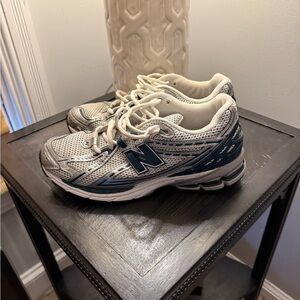 New Balance 1906 Silver White Grey Athletic Shoes